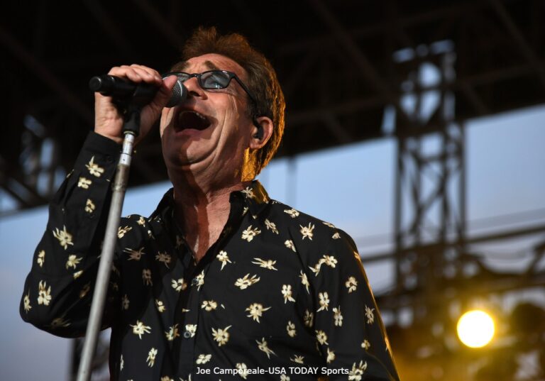 Huey Lewis and The News at #1