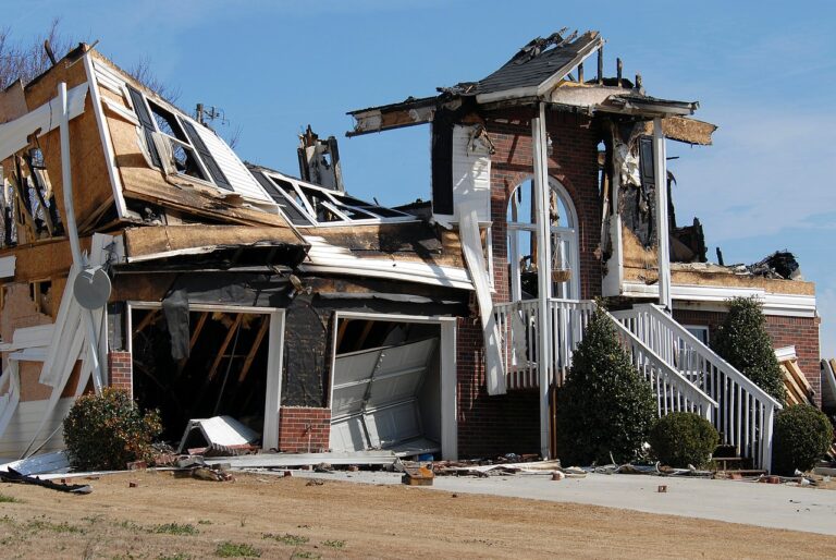 Today’s Good News: 70-Year-Old Veteran Saves Neighbors From Burning Home